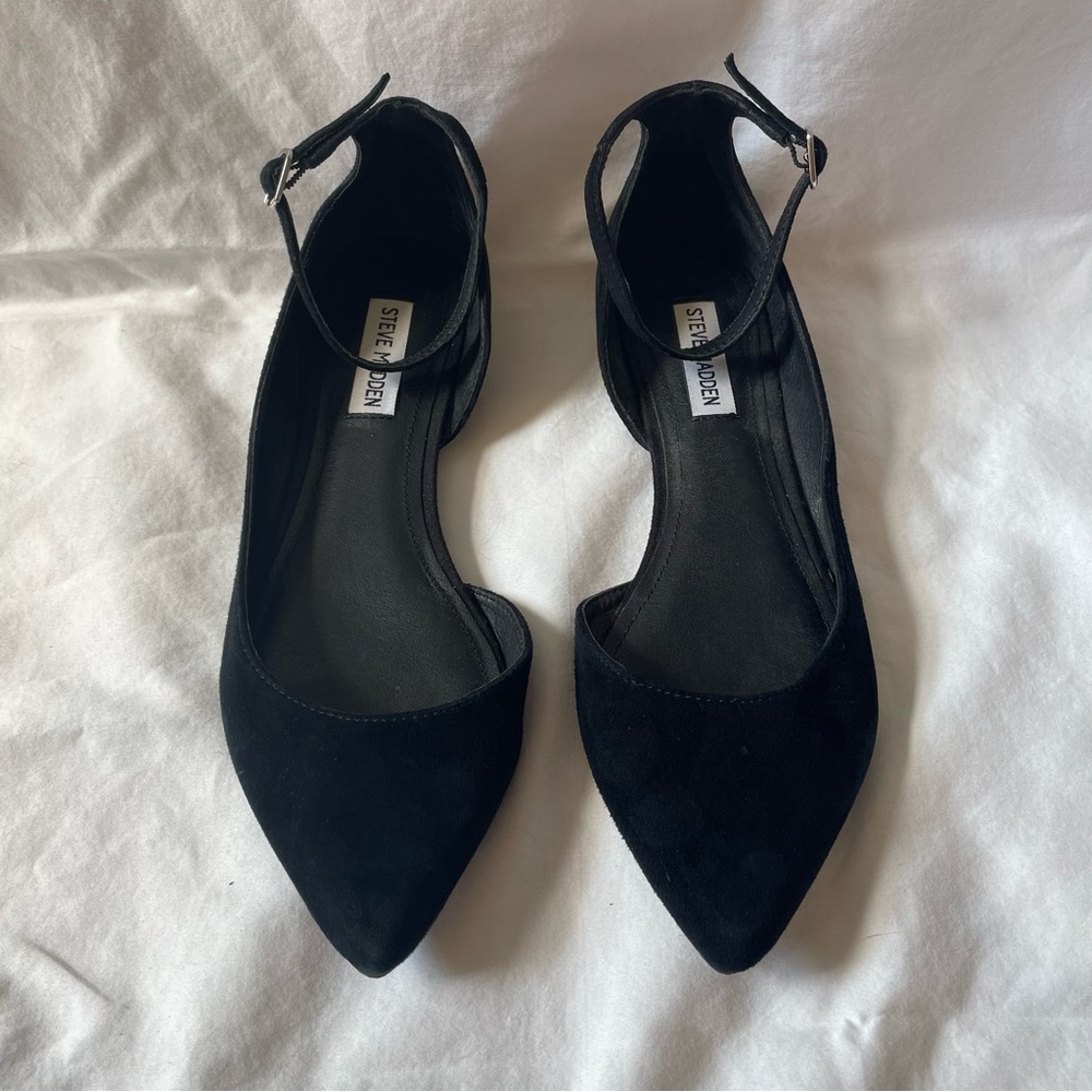 Steve Madden “Verona” black suede leather flats with ankle strap, size 9